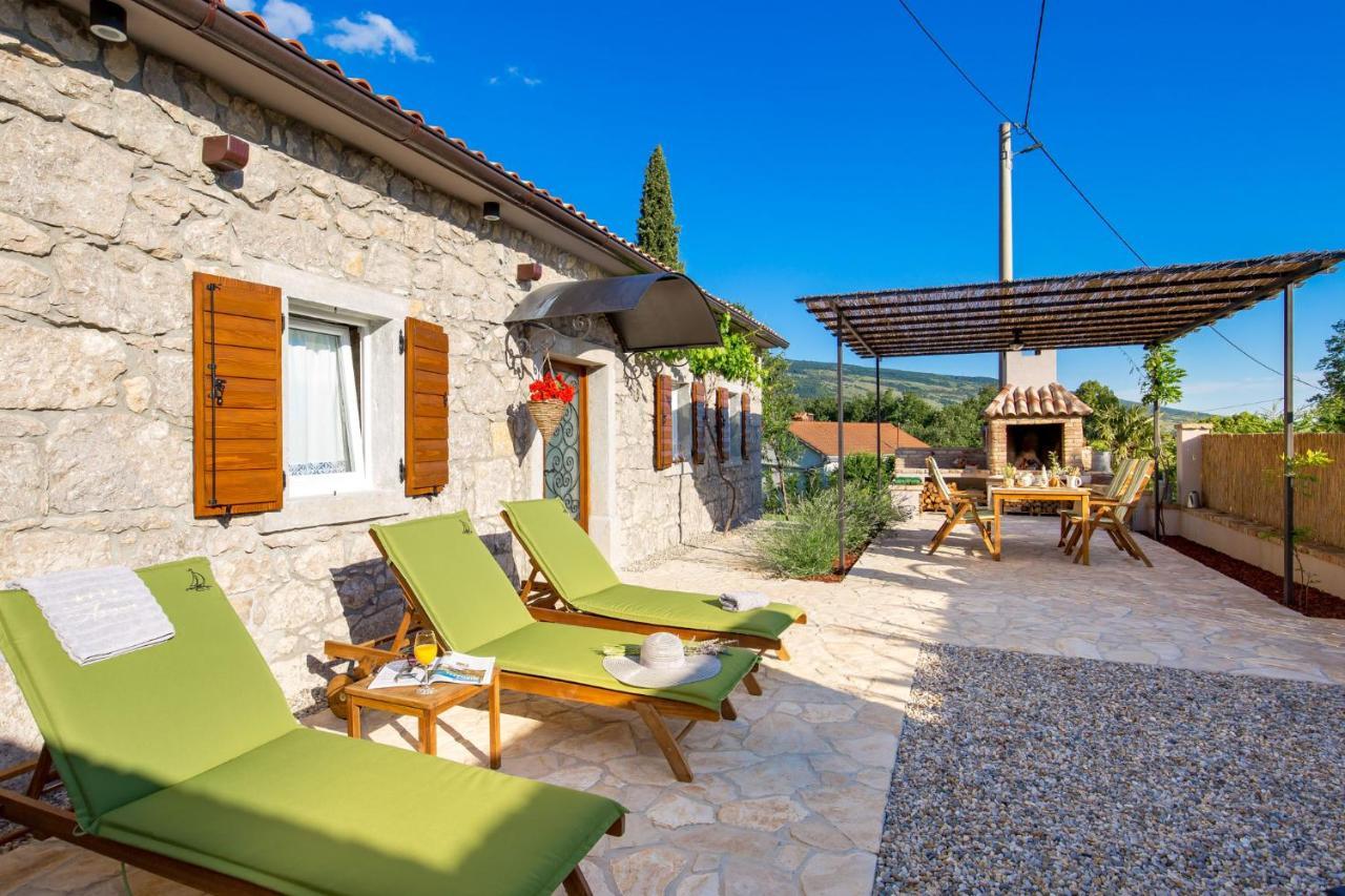 Villa Aurania Vranja Luaran gambar