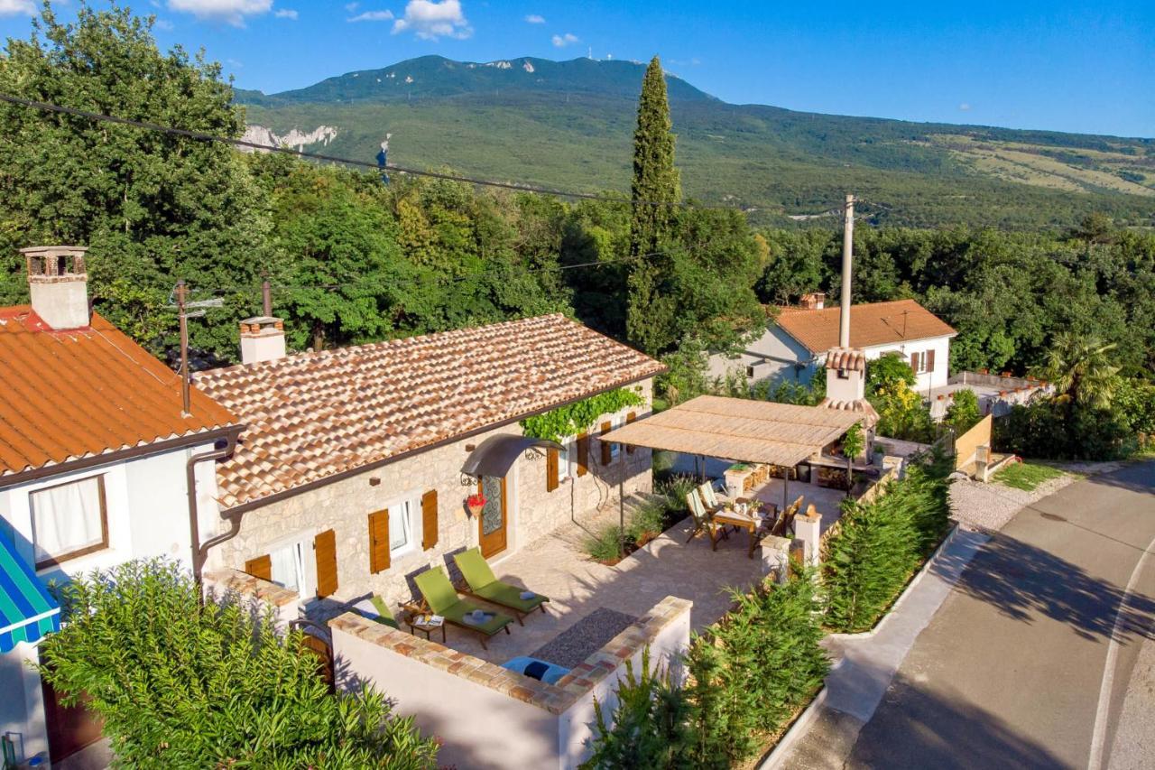 Villa Aurania Vranja Luaran gambar