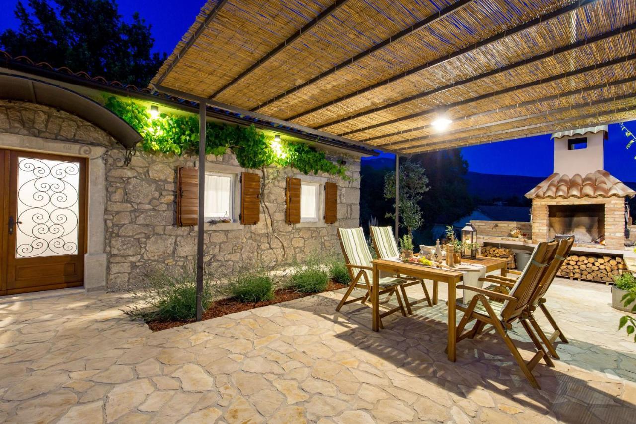 Villa Aurania Vranja Luaran gambar