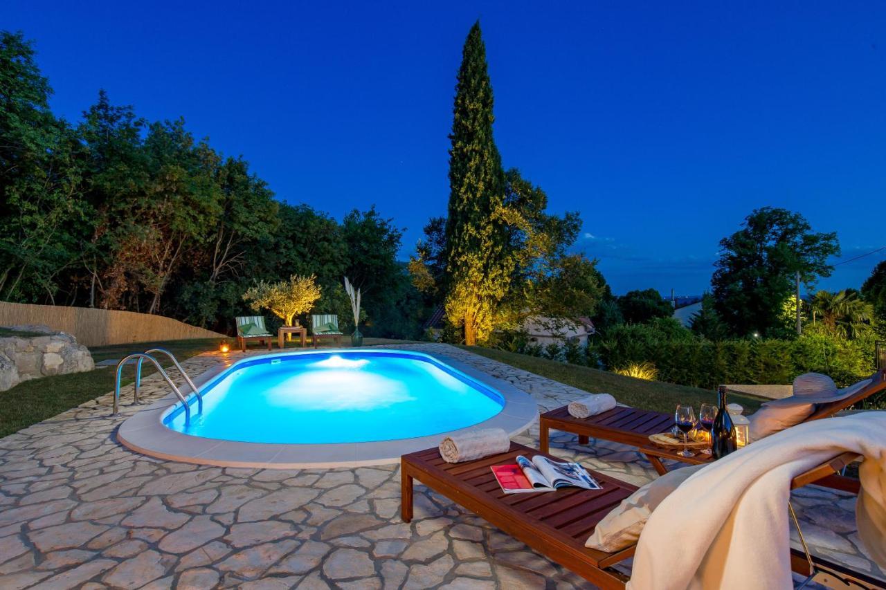 Villa Aurania Vranja Luaran gambar